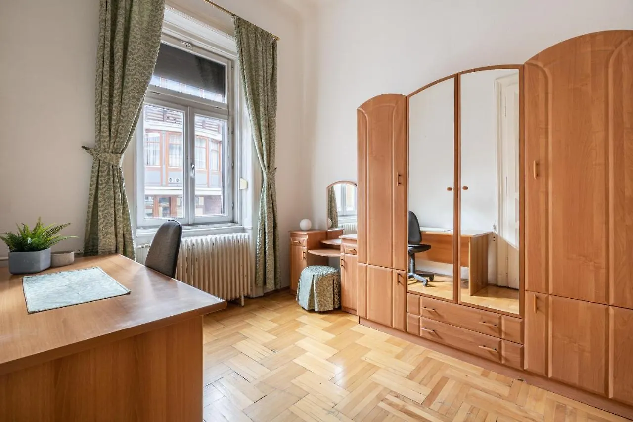 Central Lovely Rooms Budapest 0*,